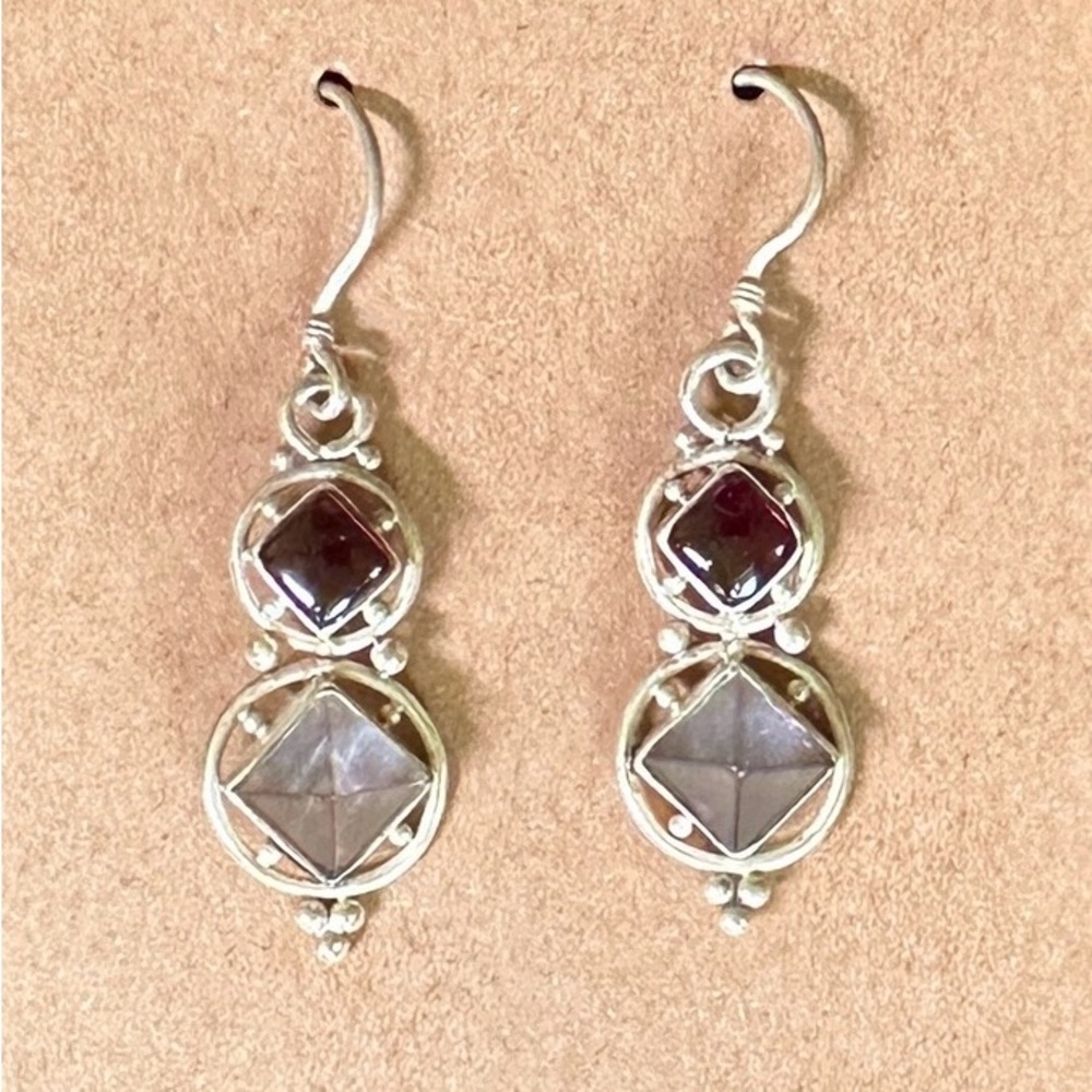 GARNET CRYSTAL EARRINGS